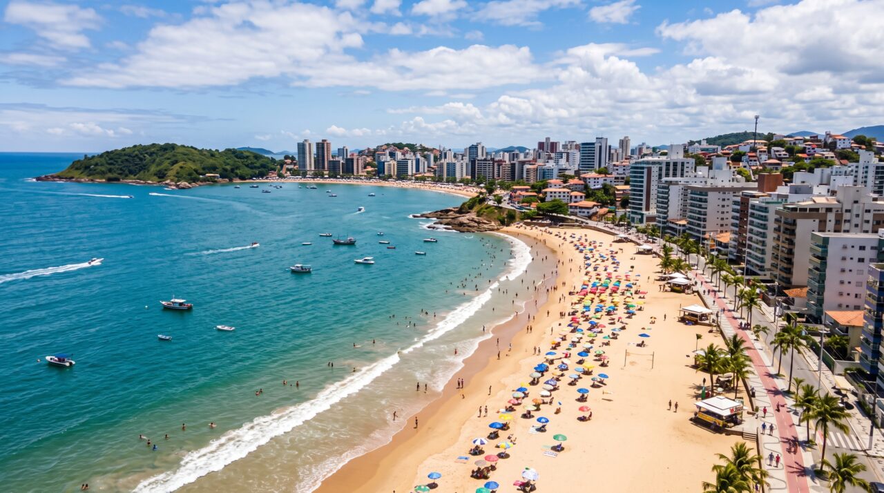 Cidade que mais conquista novos moradores no litoral capixaba, graças à sua qualidade de vida e praias tranquilas que formam um refúgio seguro para quem busca moradia longe das capitais congestionadas