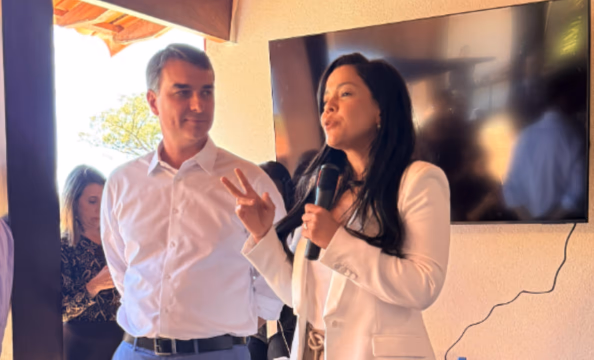 Pivô da crise entre Michelle e Flávio faz apelo por união