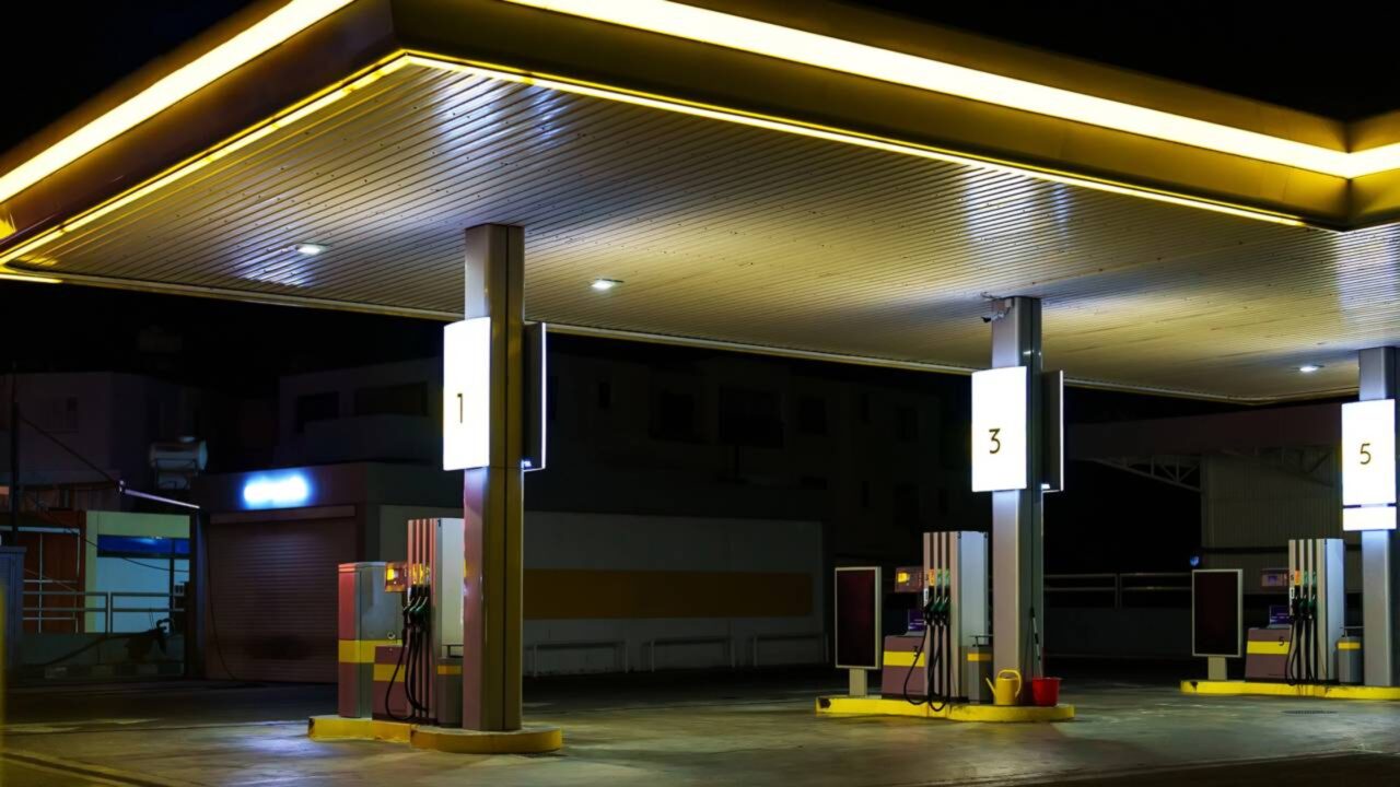Qual a diferença entre o entro o diesel comum e e diesel plus
