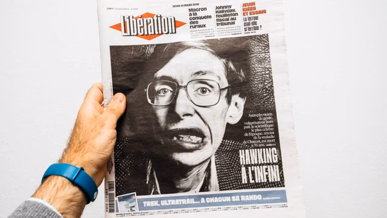 Stephen Hawking, físico que lembrava que inteligência é saber se adaptar às mudanças: “A inteligência é a capacidade de adaptar-se às mudanças”