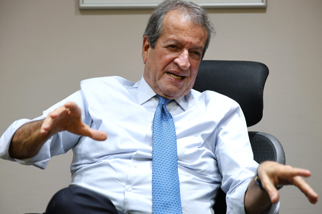 Valdemar questiona possível vice de Flávio: “Ela não tem voto”