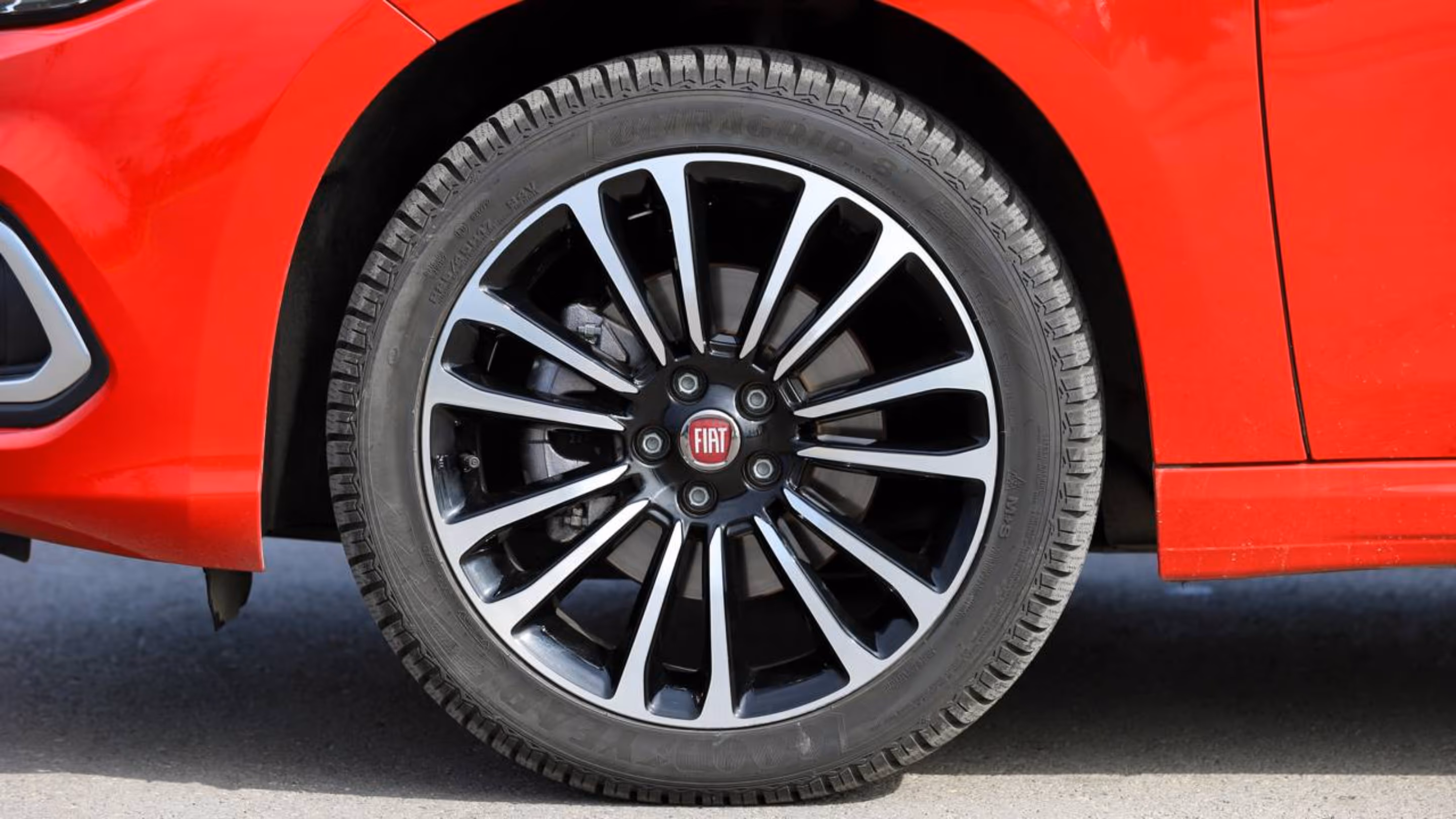 Confirmado o fim de uma era: Fiat para de fabricar um de seus carros de maior sucesso