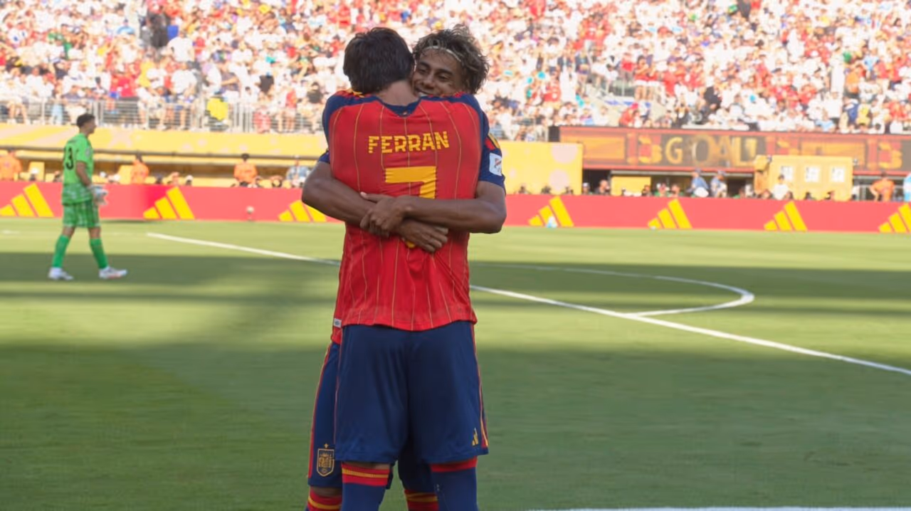 Espanha supera catimba argentina e conquista sua segunda Copa
