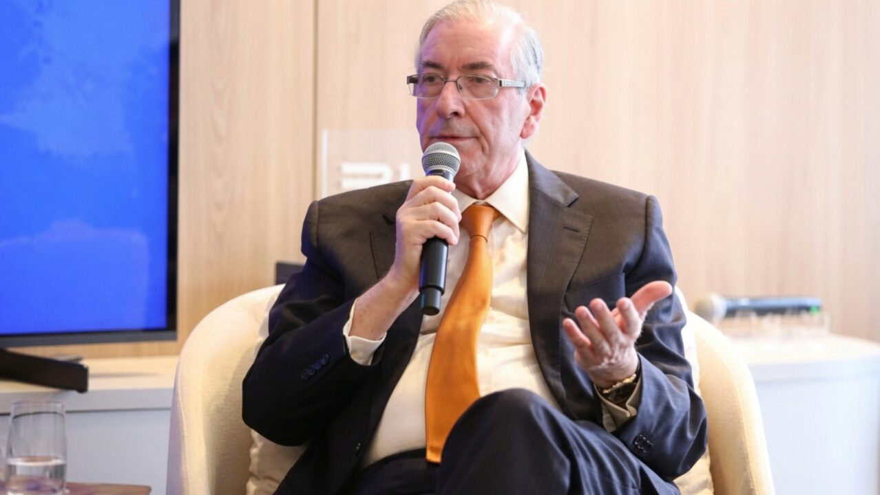 Defesa diz que Cunha não tem relação formal com emendas