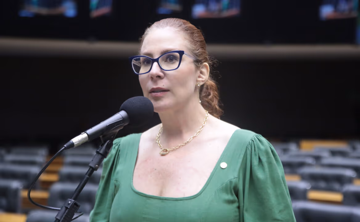 Crusoé: Corte Suprema da Itália manda tribunal refazer julgamento sobre extradição de Zambelli
