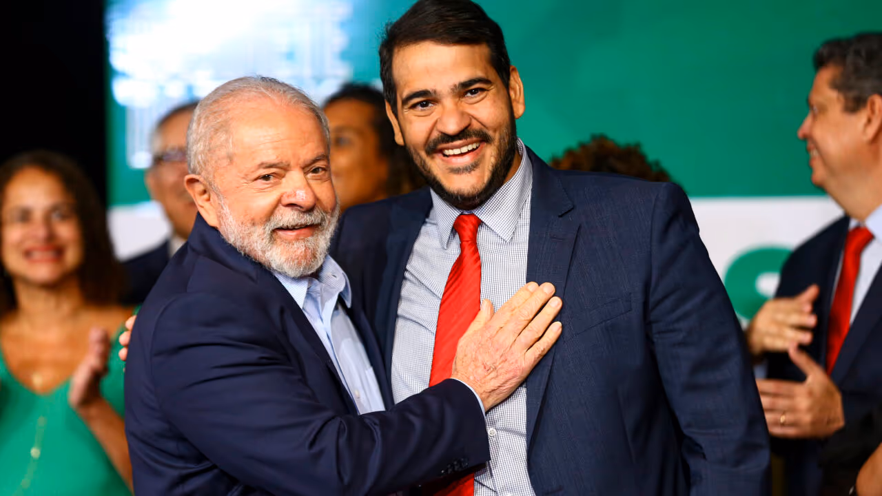 Messias enfim comenta o episódio do “Bessias” 