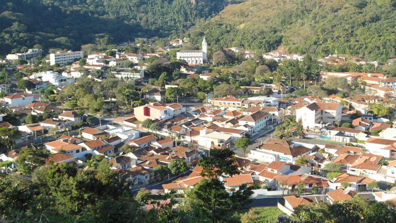 A cidade paulista com a água mineral mais radioativa das Américas nasceu sobre a cratera de um vulcão extinto há 80 milhões de anos