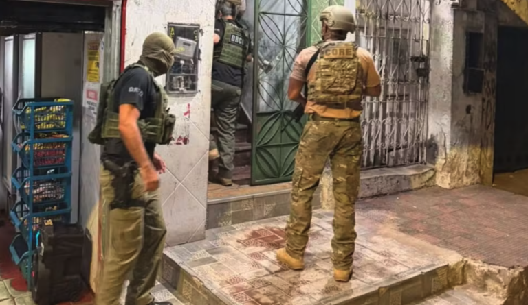 Diálogo mostra negociação de armas entre Tren de Aragua e Comando Vermelho