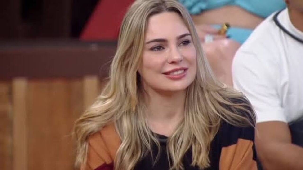 Rachel Sheherazade diz ter sido perseguida por suas opiniões