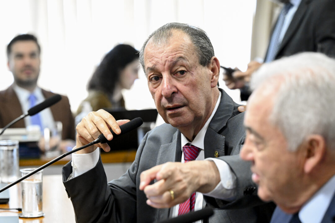 Presidente da CCJ diz que 6×1 pode avançar apesar de pedido por debates