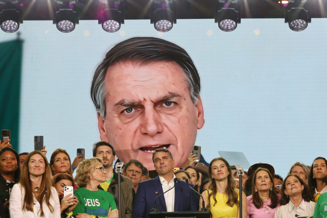 Flávio encurta distância para Lula, indica Nexus