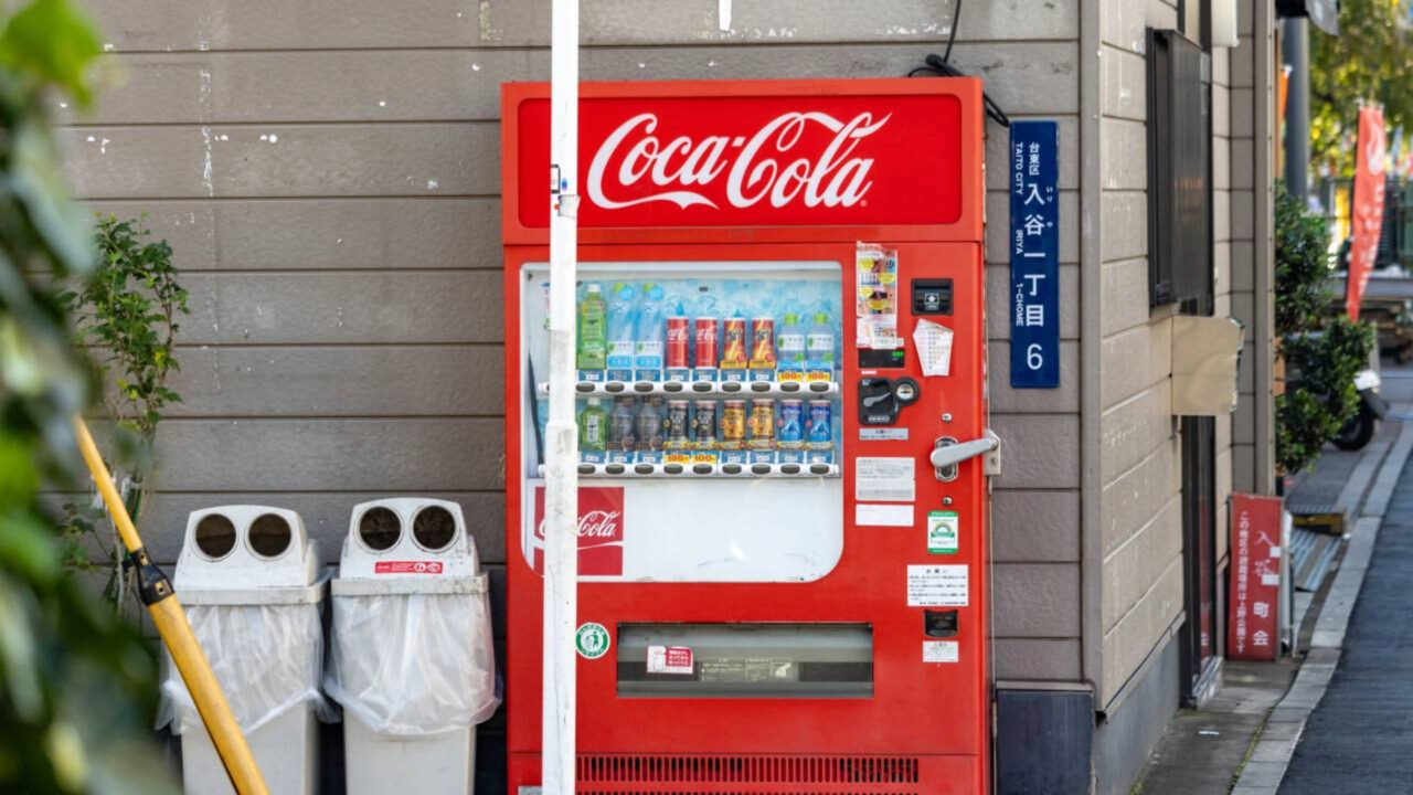 A Coca-Cola vai mudar suas garrafas nas máquinas de refrigerante