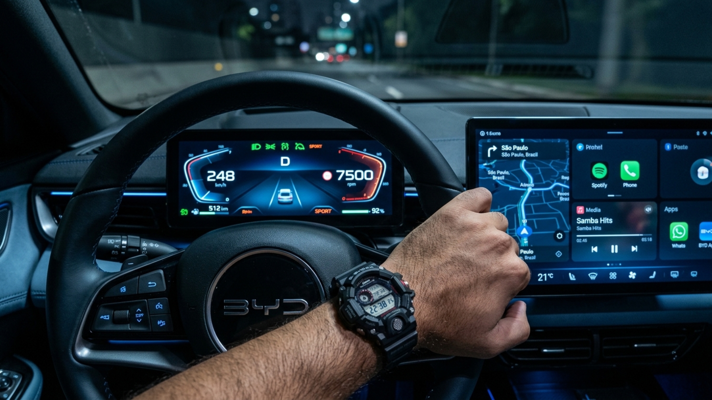 SUV híbrido de sete lugares entrega 488 cv, acelera de 0 a 100 km/h em 4,9 segundos e leva até 1.960 litros