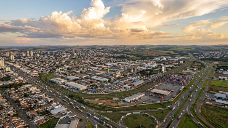 Anápolis, Goiás, reúne áreas industriais, avenidas e paisagens do Cerrado // IMAGEM ILUSTRATIVA