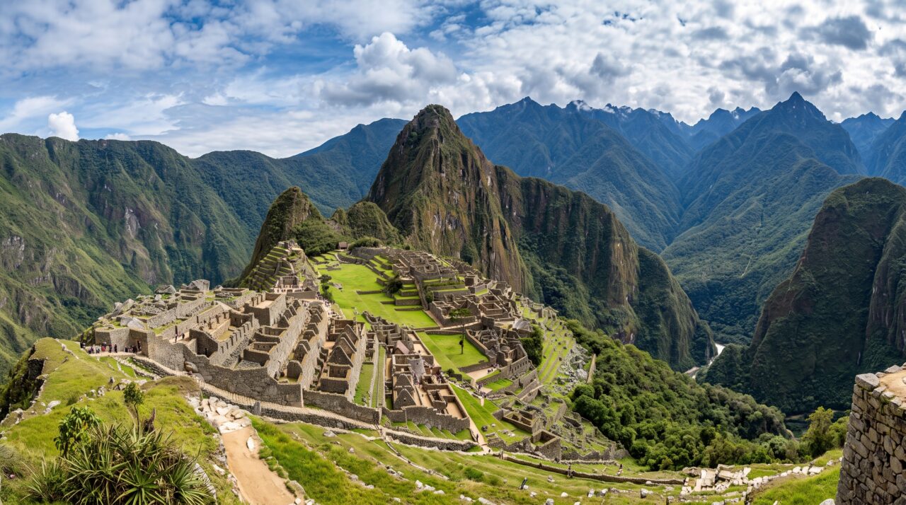 A engenharia inca sem argamassa que protegeu Machu Picchu de terremotos durante séculos.