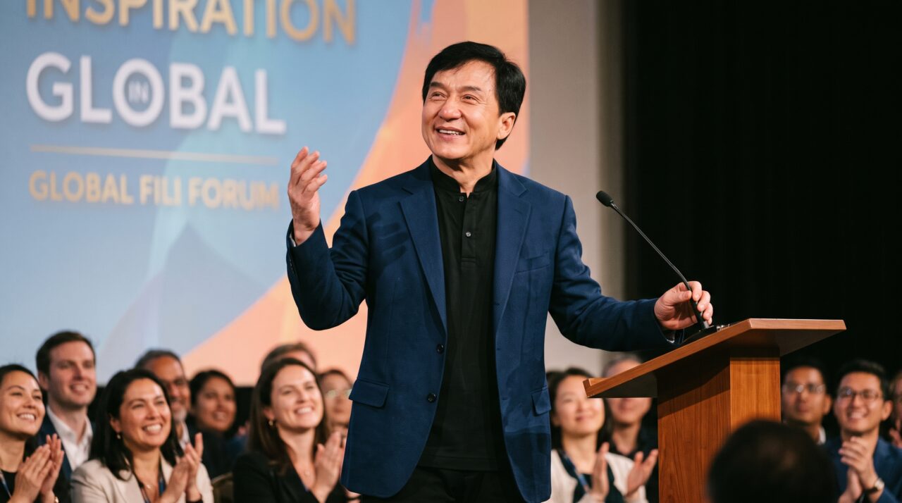 Superação de desafios e lições de vida com Jackie Chan.