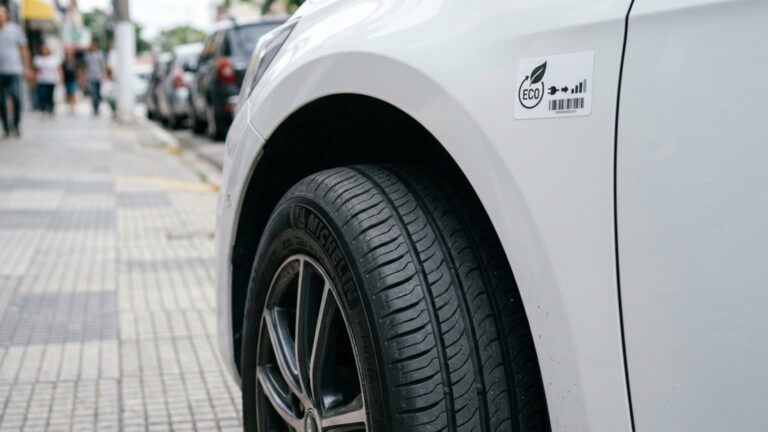 Hatch zero-quilômetro passa a custar R$ 76.990 e se torna uma das opções mais baratas disponíveis no Brasil