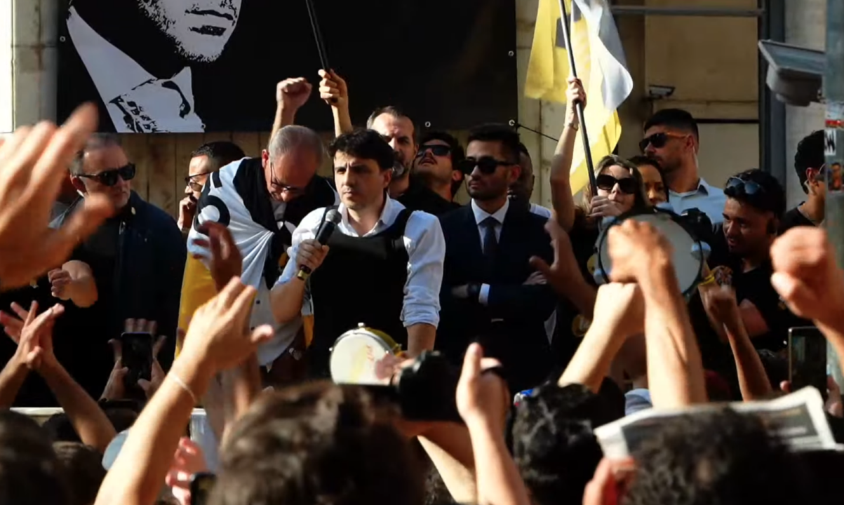 “Já imaginaram se em vez do maldito Flávio formos nós contra o Lula?”