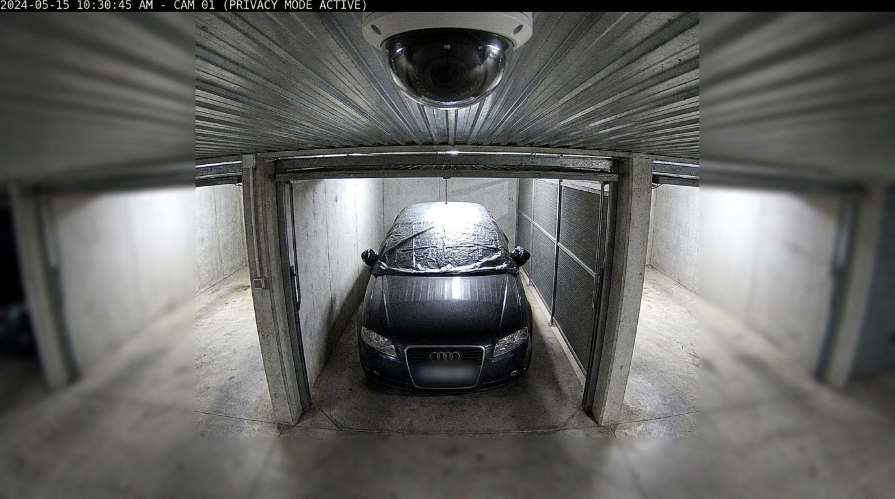 Morador instala câmera sobre a própria vaga para vigiar o carro, vizinhos reclamam que placas e passageiros são filmados e síndico manda reposicionar o equipamento - QTU Questões do Universo