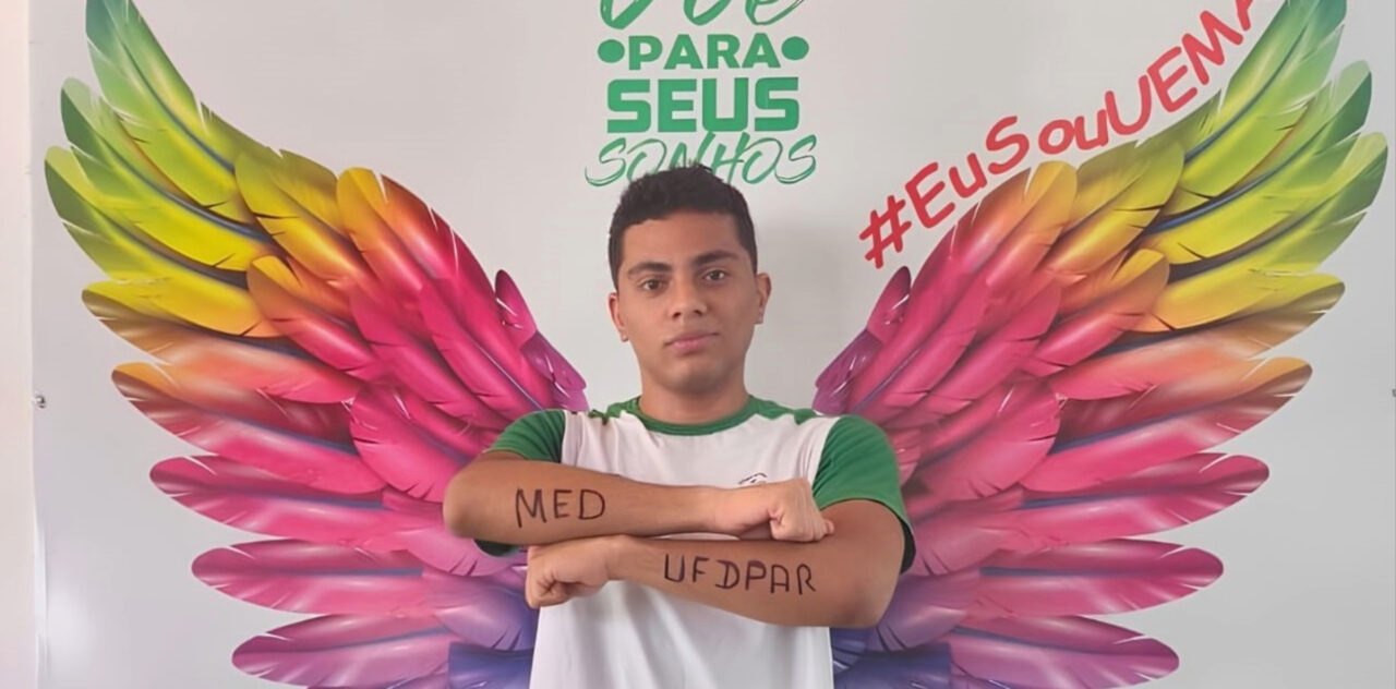 O jovem acordava entre 4 e 5 da manhã para estudar antes de ir para a escola e revisar o material até as 21h: filho de um pedreiro e de uma dona de casa, Wederson estudou a vida toda em escolas públicas e conquistou uma vaga em medicina em uma universidade federal