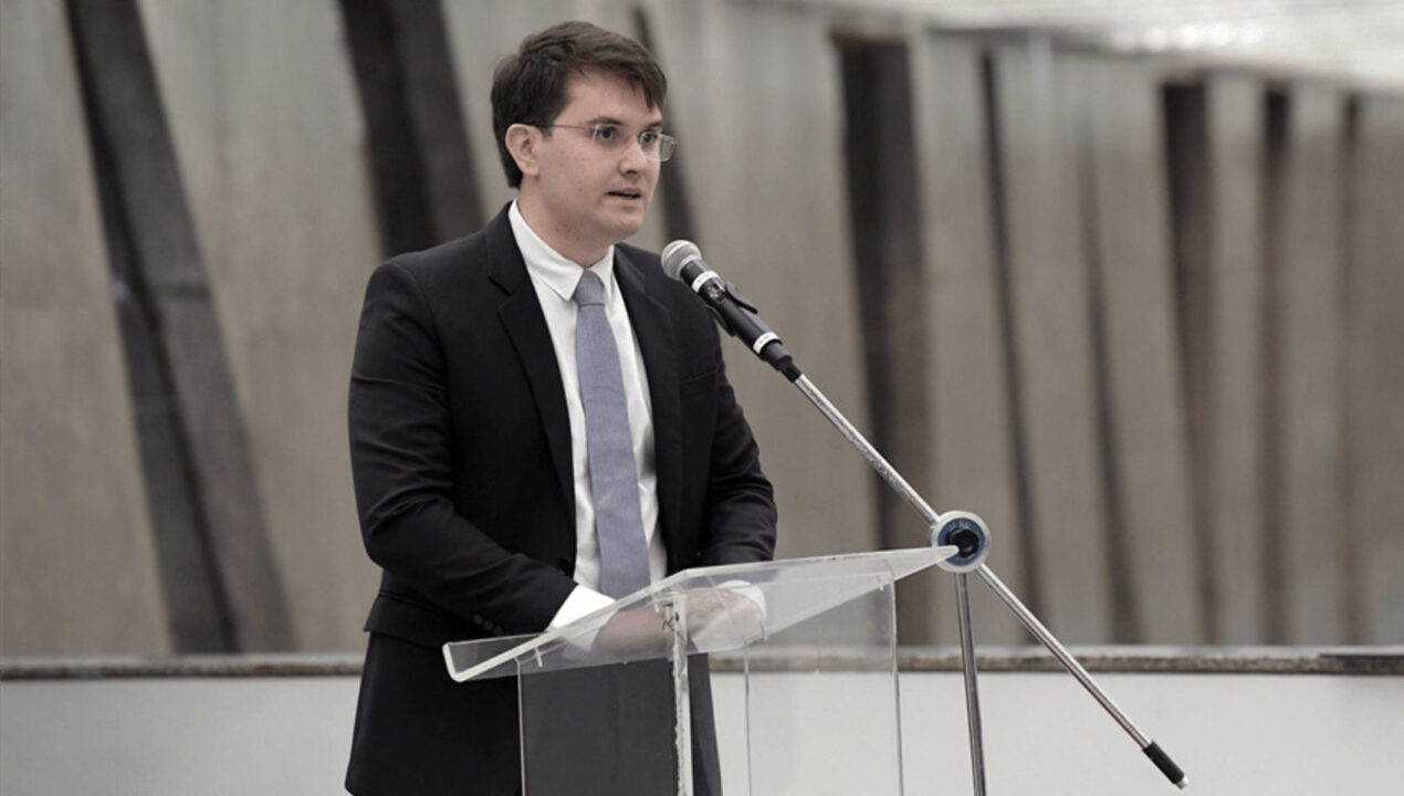 USP cancela seleção de professor após “carteirada” do STF