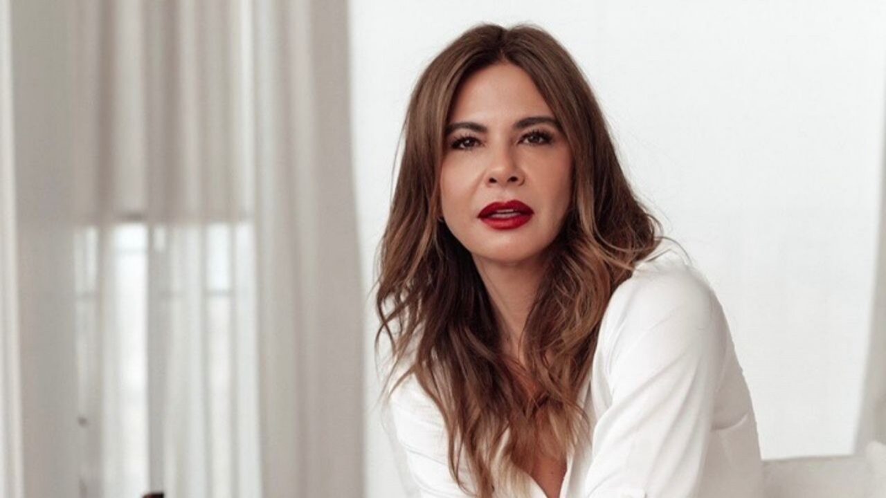 Aos 56 anos, Luciana Gimenez revela comportamento que abandonou nos relacionamentos: ‘Era extremamente’