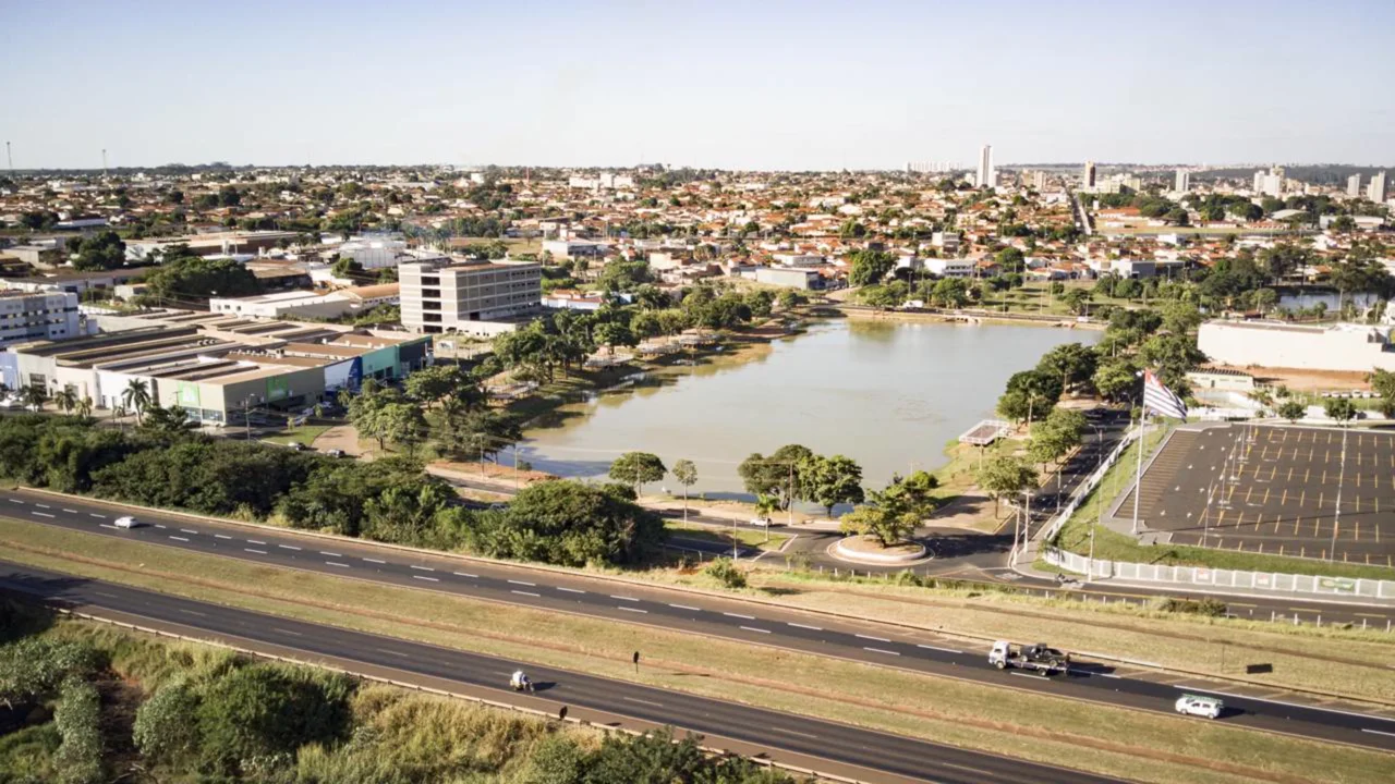 Barretos chama atenção pelos grandes eventos e pela estrutura da cidade //