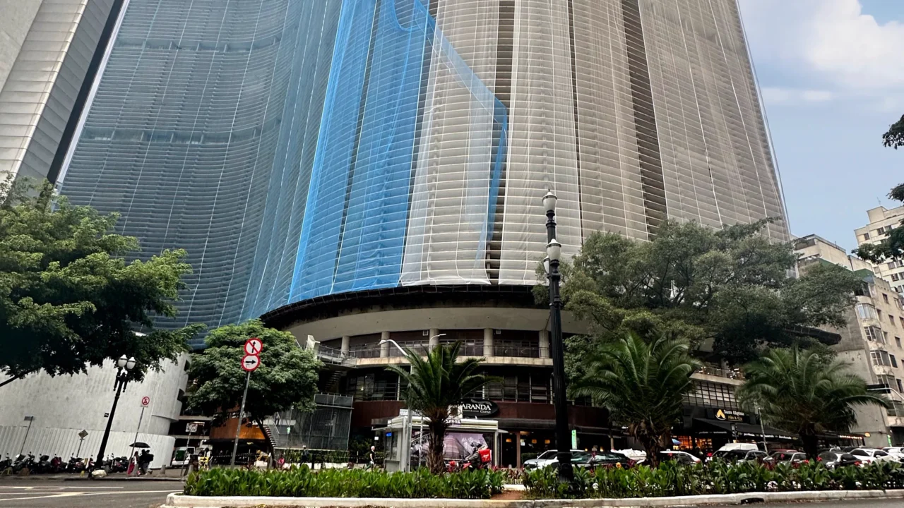 Edifício Copan em São Paulo // Créditos: Wikipedia / Wikimedia Commons