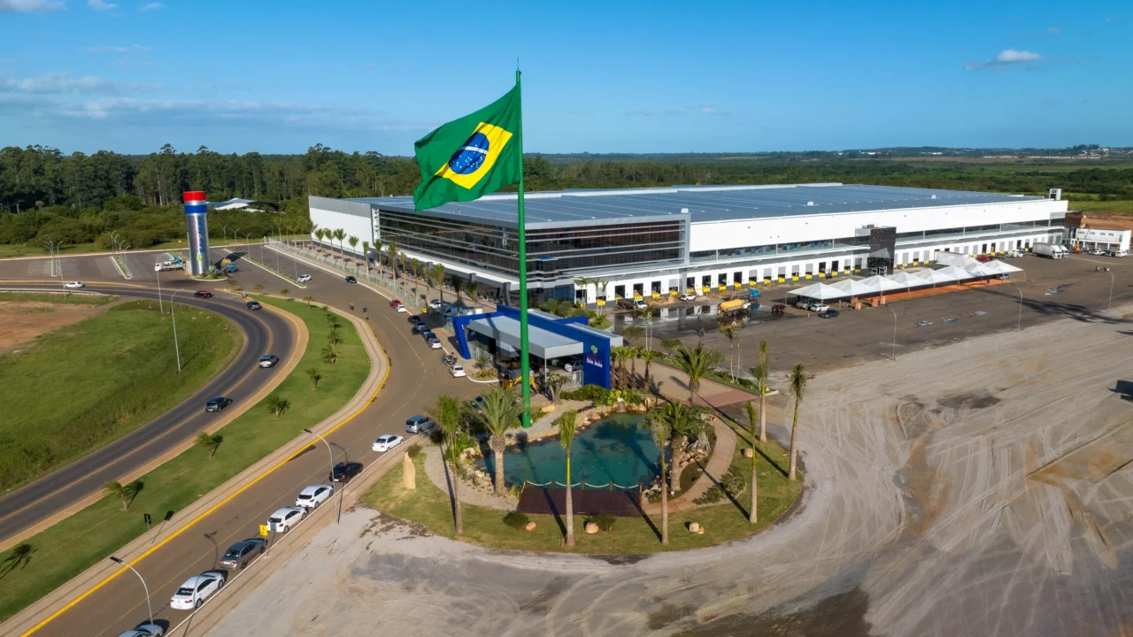 Gravataí chama atenção pela produção de veículos //