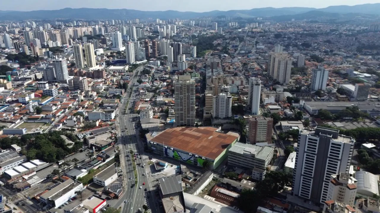 Nova linha de metrô vai ligar de Guarulhos ao centro de São Paulo 