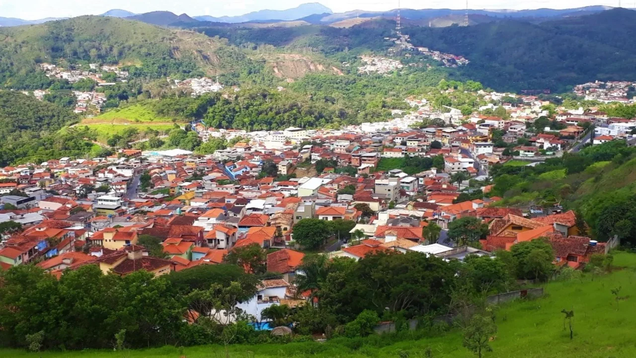 Nova Lima, Minas Gerais, chama atenção pela qualidade de vida e pelo relevo // Créditos: Wikipedia / Wikimedia Commons