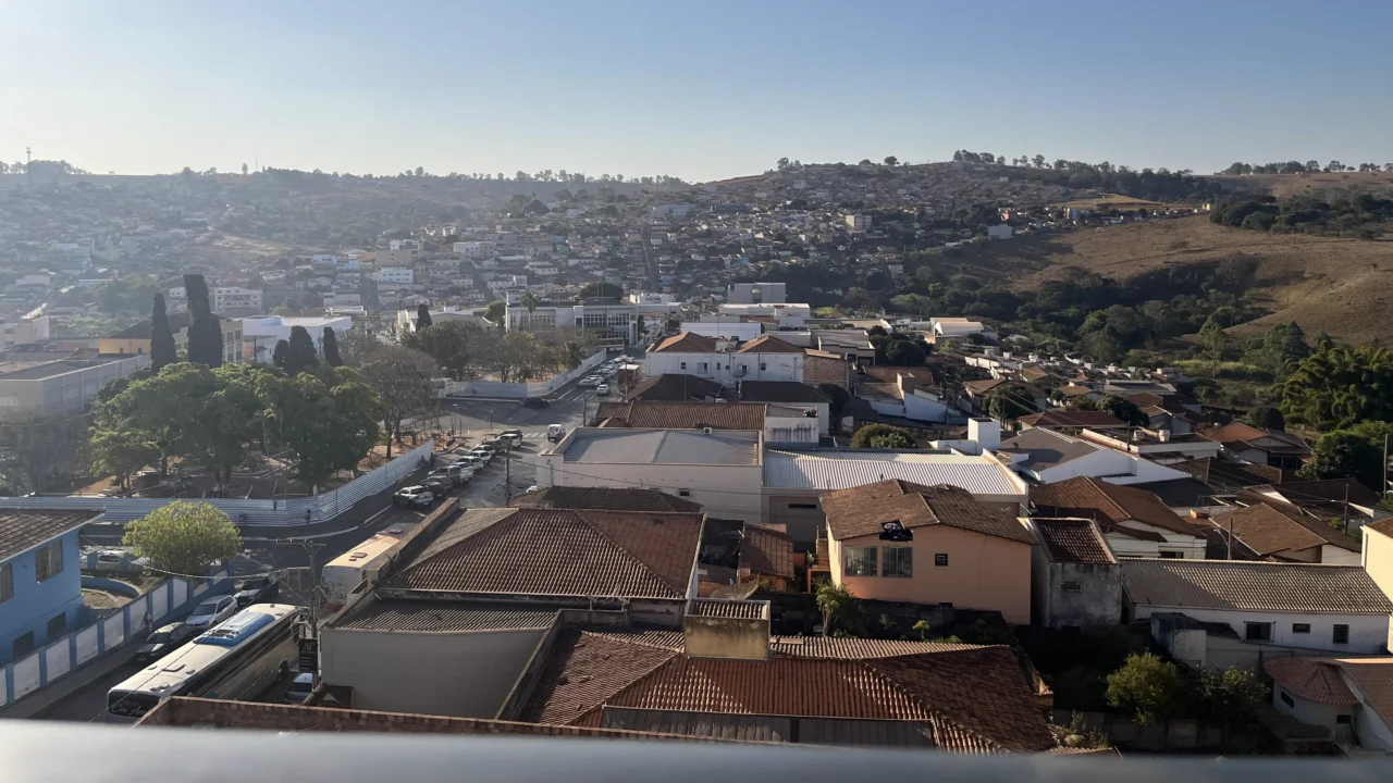 São Gotardo, Minas Gerais, reúne plantações, áreas rurais e paisagens de altitude //