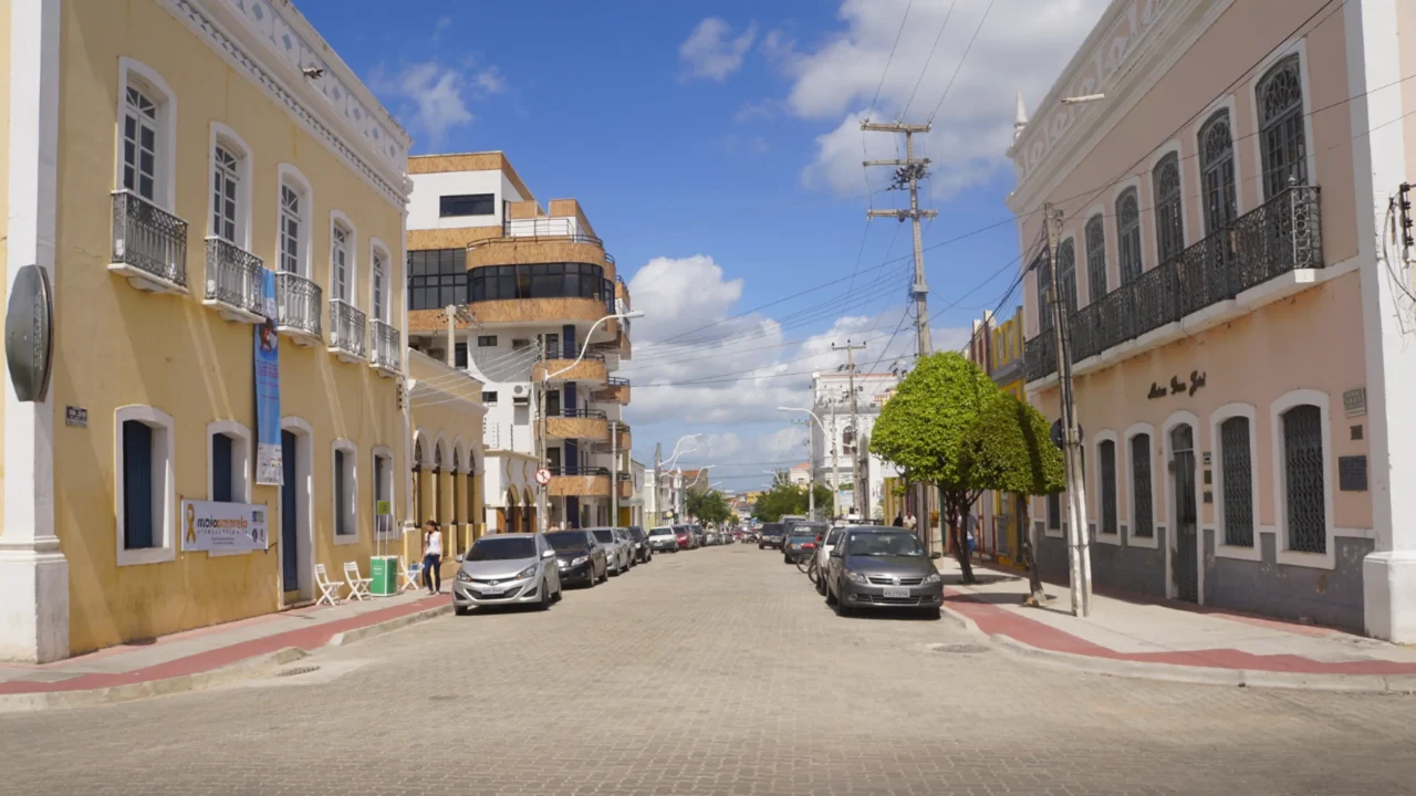 Sobral reúne escolas, construções históricas e paisagens do sertão //