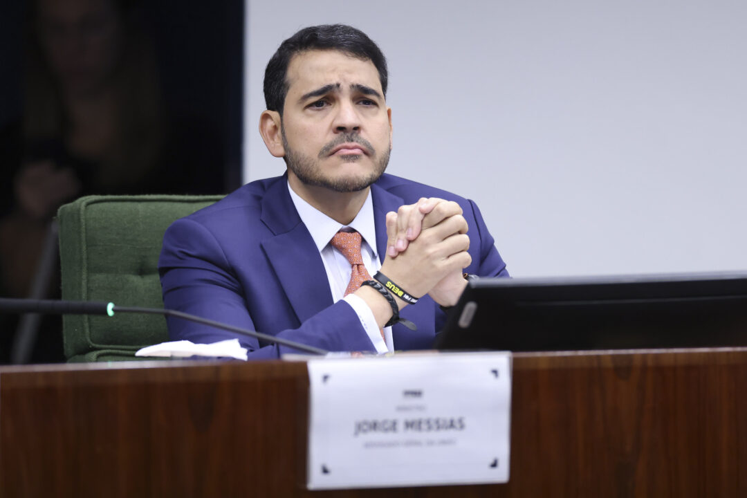 Crusoé: Mendonça classifica acusação sobre conduta de Messias como “abjeta”