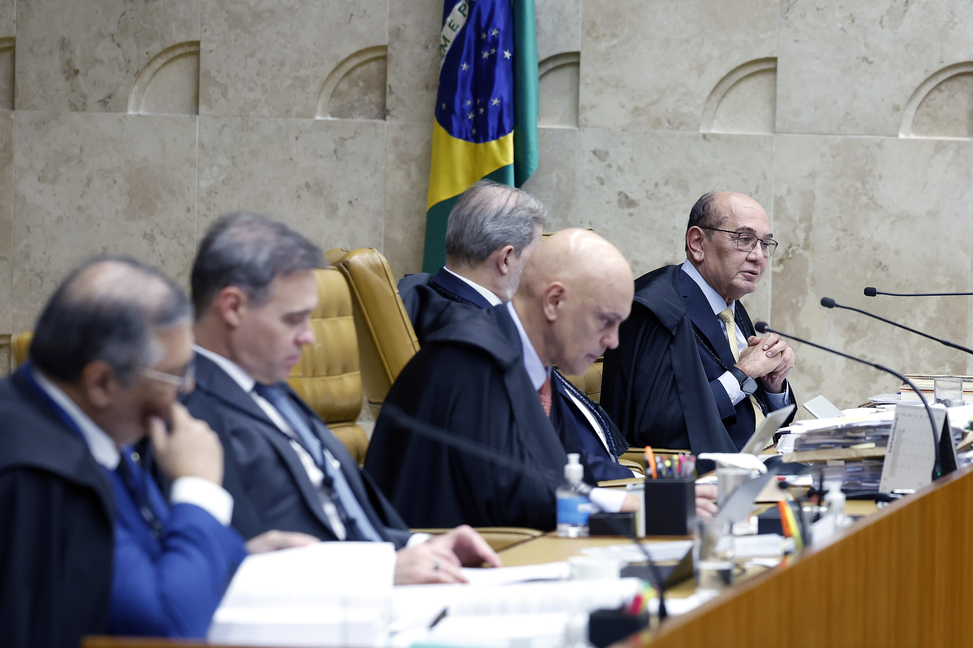 STF é visto como poderoso demais, mas segue essencial para 71% dos brasileiros