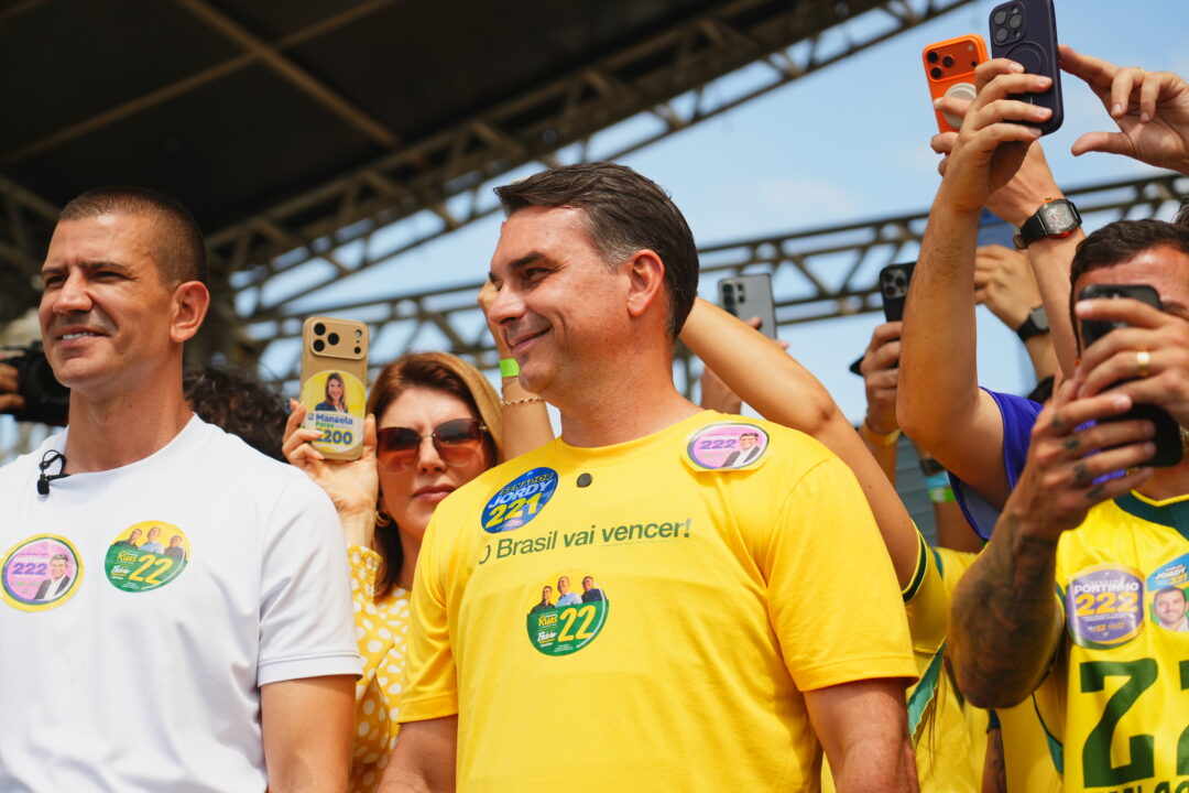 Flávio está numericamente à frente de Lula no 2º turno, indica Quaest
