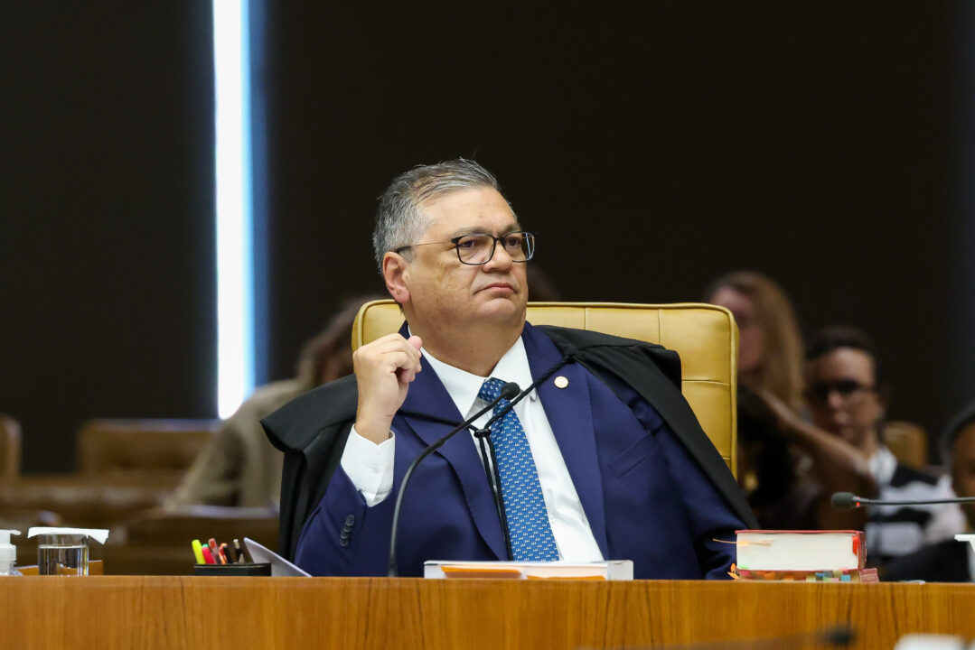 OAB reage a Dino e rejeita “criminalização da advocacia”