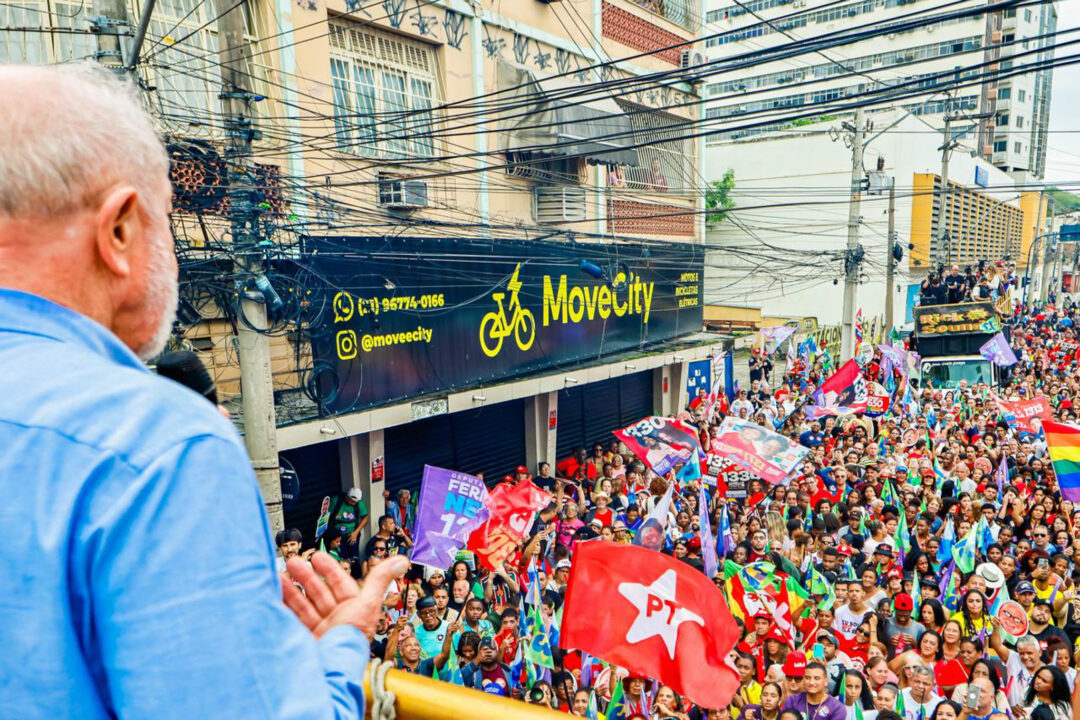 O discurso motivacional de Lula para convencer idosos a votar