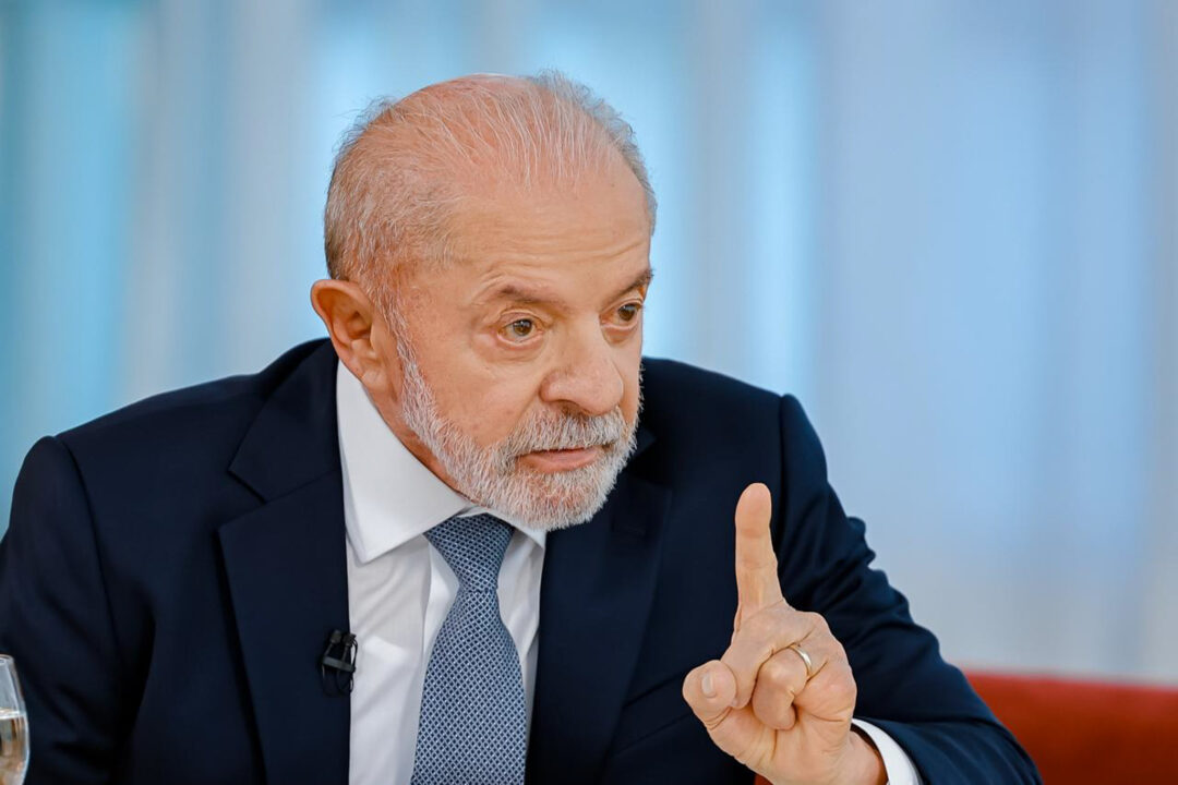 Crusoé: As estranhas obsessões do presidente Lula