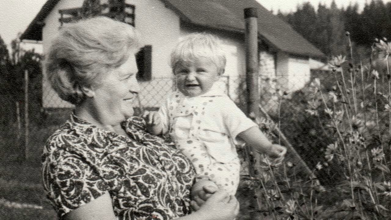 A psicologia confirma: pessoas nascidas entre 1945 e 1965 desenvolveram uma vantagem única de suas habilidades emocionais, devido a longos períodos de incerteza