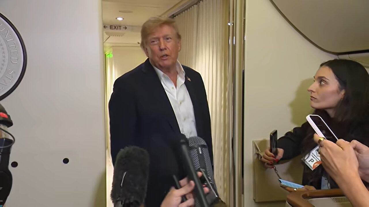 EUA podem ficar no Irã e manter o petróleo, sugere Trump