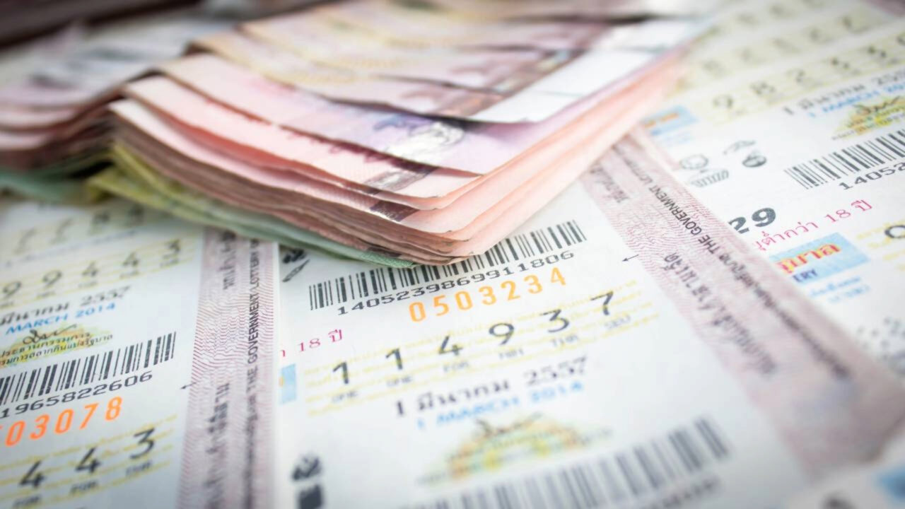 Ela ganhou 4,5 milhões de euros, largou o emprego como enfermeira que tinha há 27 anos e meses depois retornou para ajudar seu antigo departamento