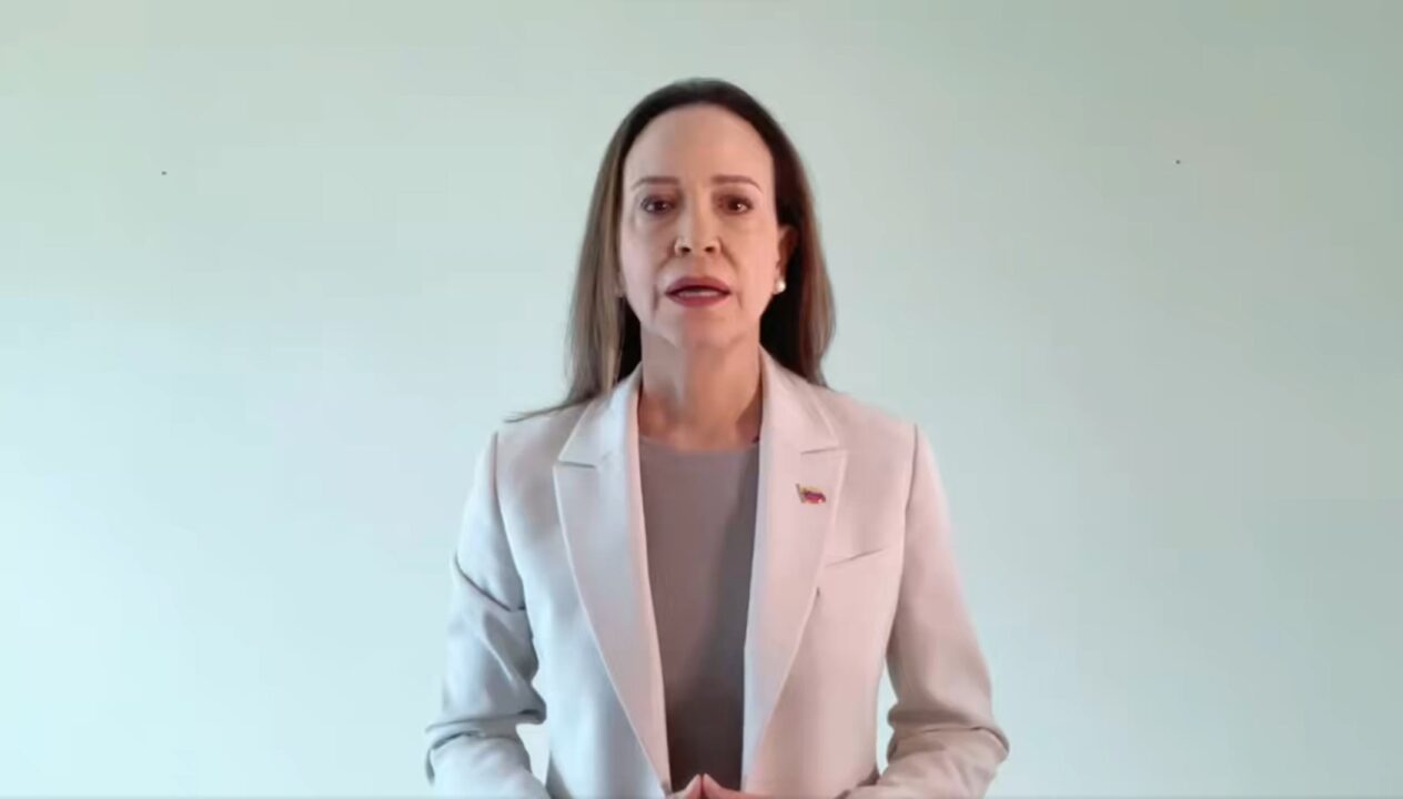 Crusoé: As frustradas tentativas de María Corina de voltar à Venezuela