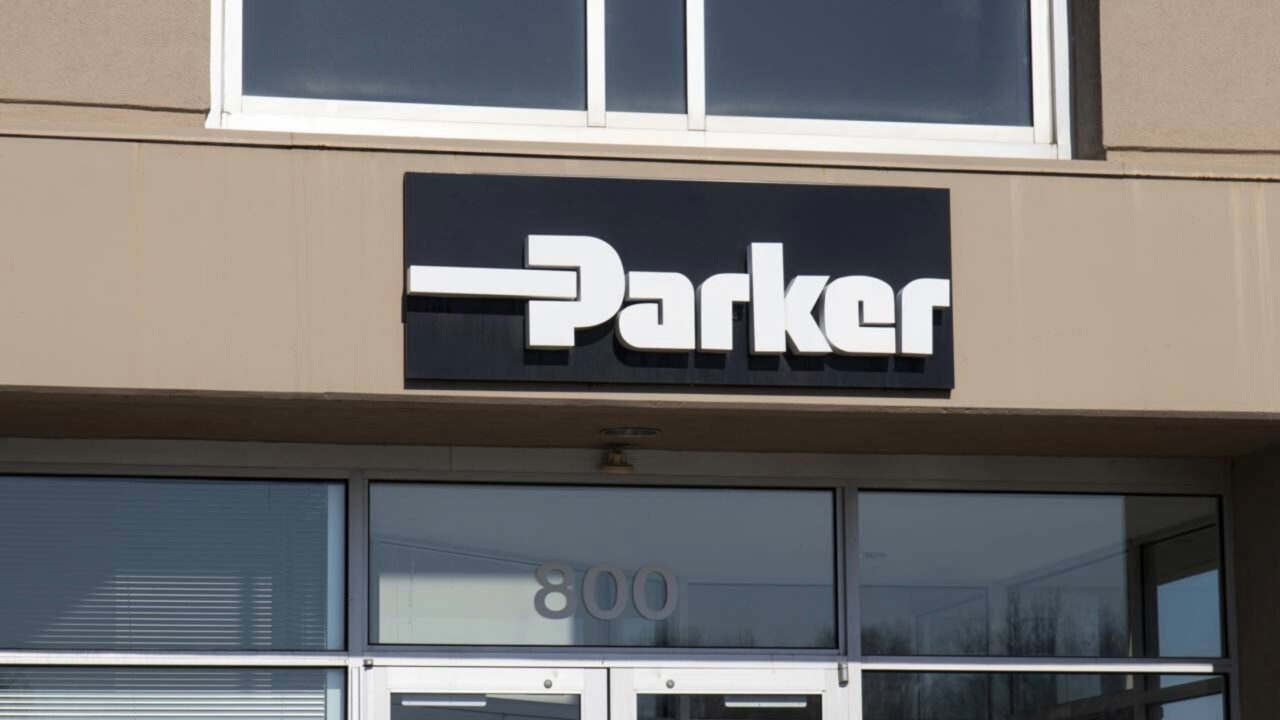 Multinacional Parker Hannifin feche fábrica no Brasil, demite todos os funcionários e terá que pagar indenização
