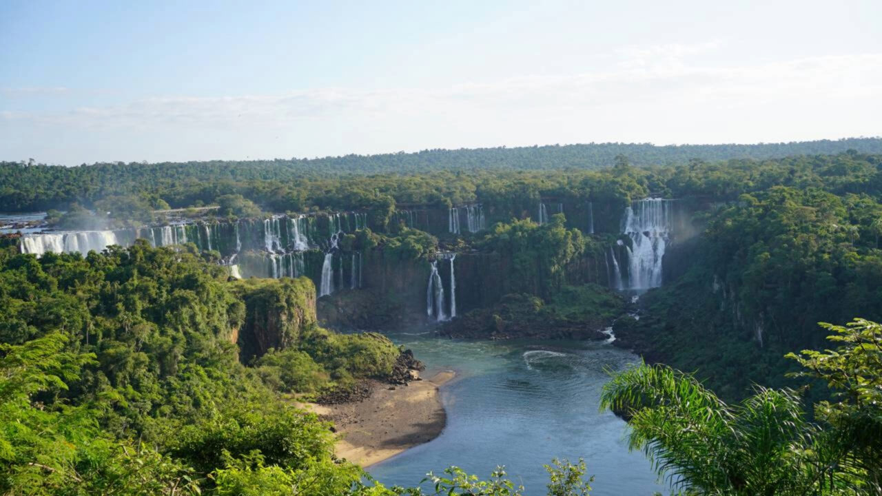 Procura-se voluntários para viver gratuitamente perto das Cataratas do Iguaçu em troca de colaborar 25 horas por semana em um albergue