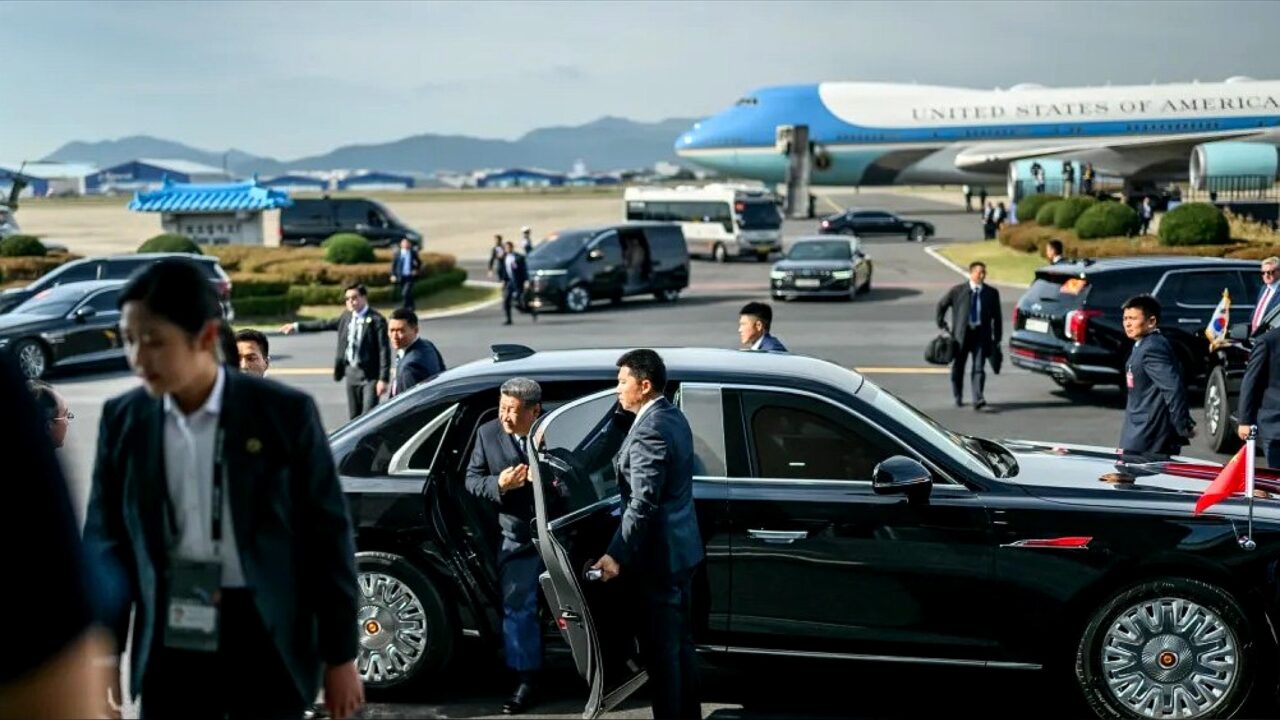Crusoé: Visita de Estado de Xi começa com gesto incomum de Trump