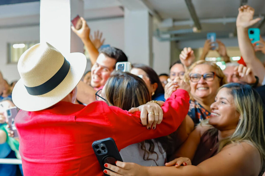 Desaprovação de Lula atinge 45% no Lulômetro