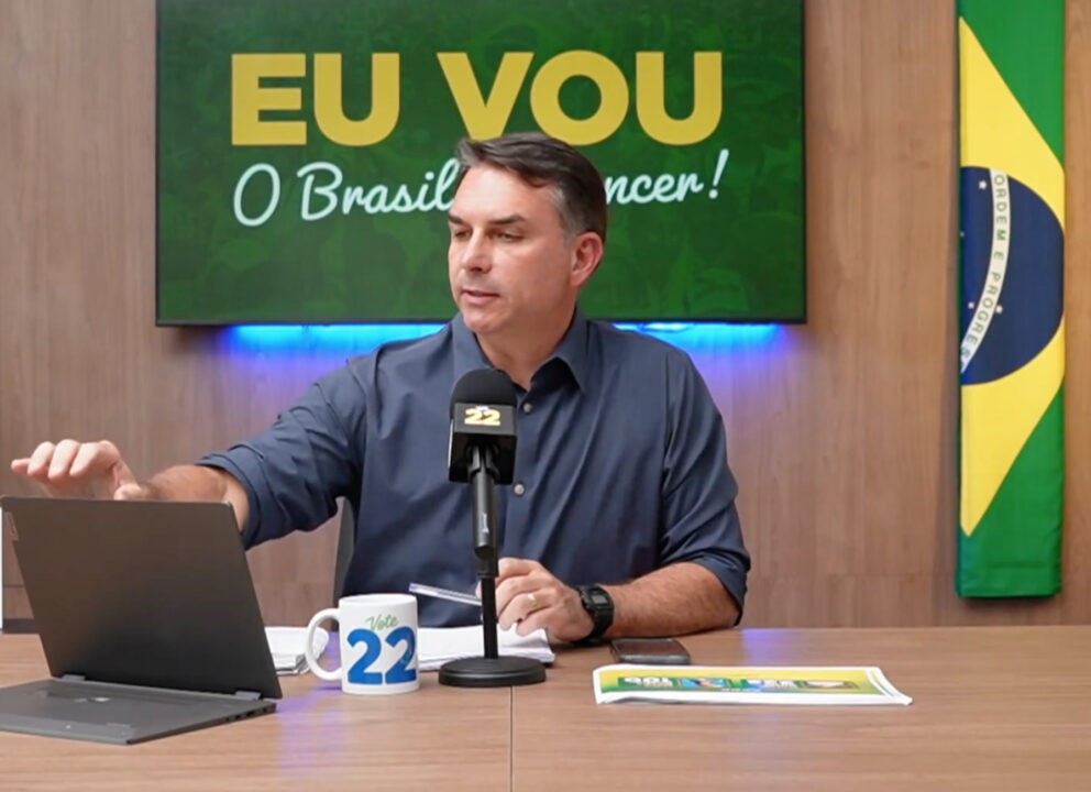 Ex-marqueteiro de Flávio enviou R$ 1 mi à produtora de “Dark Horse”, aponta PF