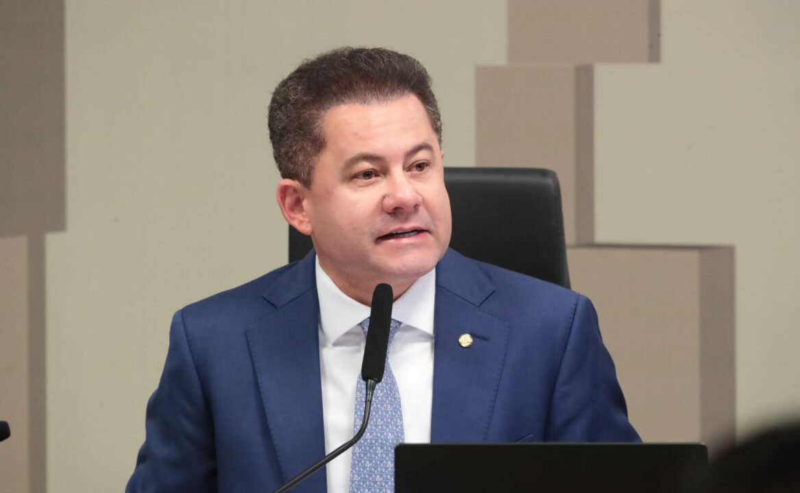 PF mira aliado de Mendonça em operação autorizada por Dino
