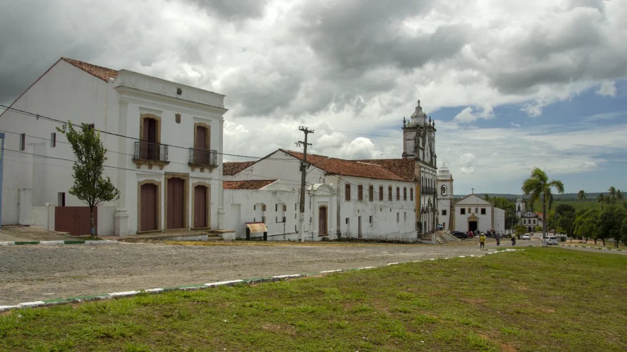 Igarassu se destaca pelas igrejas e pelo conjunto histórico // Créditos: Wikipedia / Wikimedia Commons